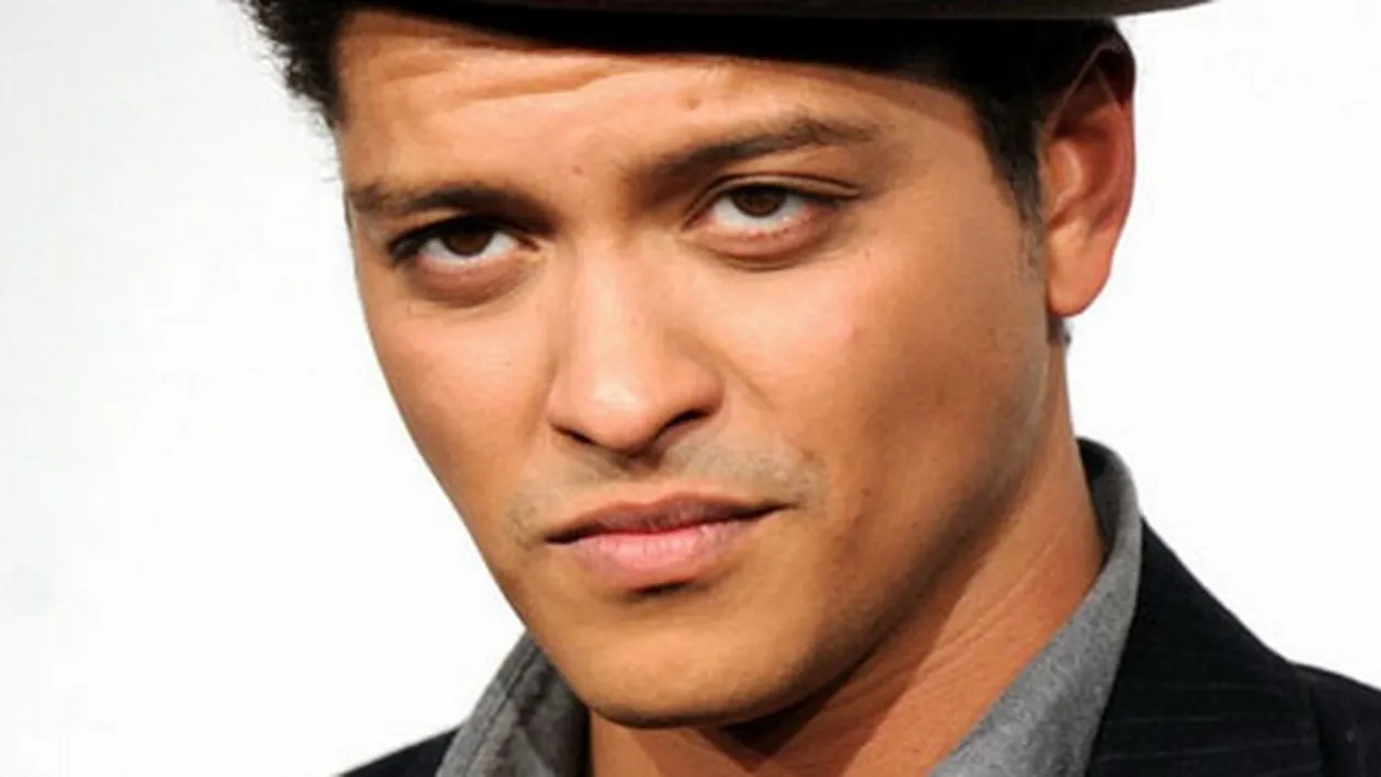 Bruno Mars, distrus de durere! A primit cea mai proasta veste: mama cantaretului a incetat din viata