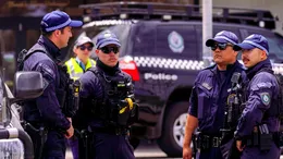 Cine este eroul care a salvat zeci de oameni, punându-și viața în pericol. Bărbatul este acum internat în stare gravă