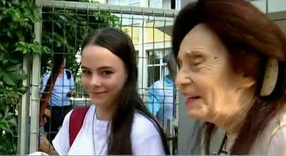 Ce notă a luat Eliza Iliescu la Evaluarea Națională 2018! Fiica celei mai bătrâne mame din România a întâmpinat probleme