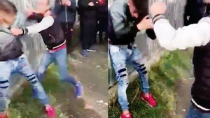 Bătaie cruntă între doi elevi din Focşani! În loc să-i despartă, colegii i-au cerut agresorului „să dea până curge sângele”