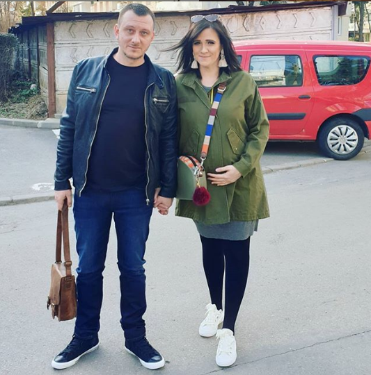 Soția lui Don Baxter, probleme în sala de nașteri: “Sergiu nu s-a mișcat de lângă mine”. Cum se simt Teo și Luna, care a fost deja prezentată întregii lumi