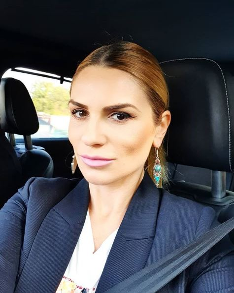 Cum vrea Ellie White să cucerească Rusia: soțul ei a pus-o deja…