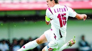 "In Romania joc doar la Rapid!"