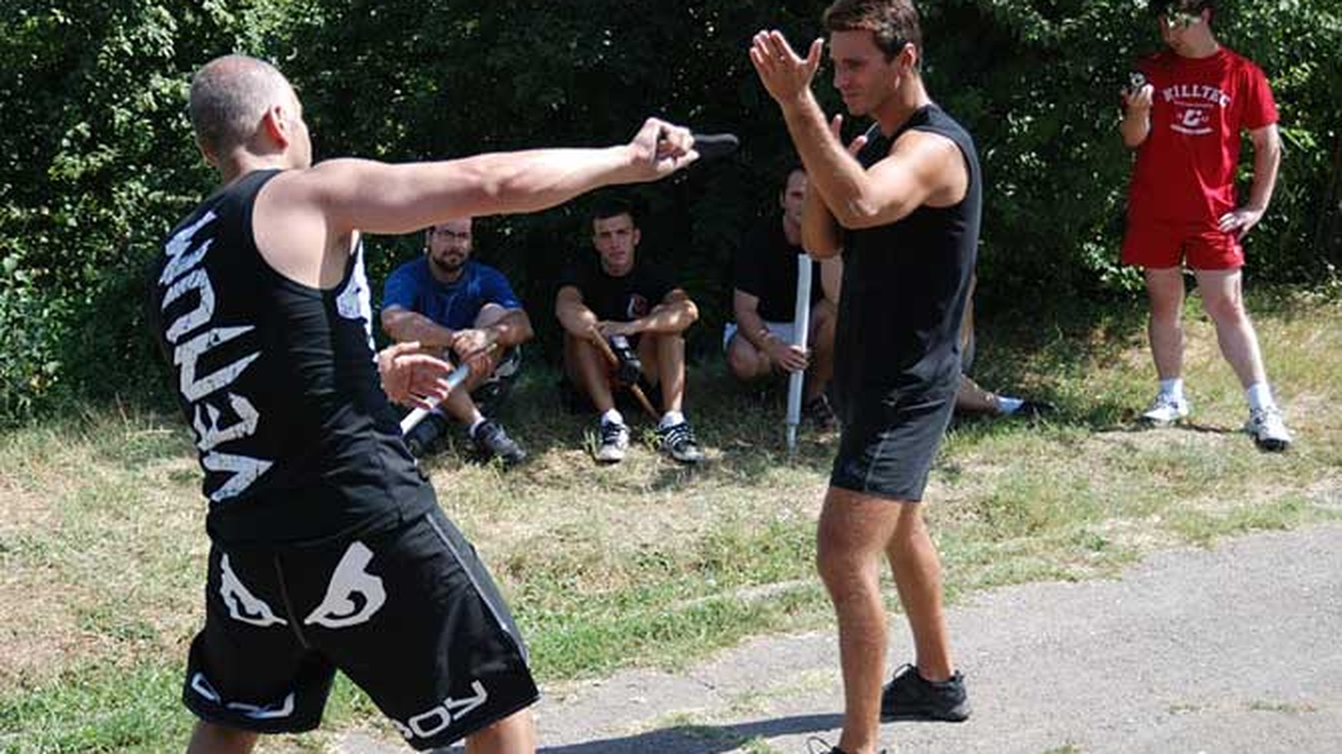 Mircea Badea, atacat cu un cutit!