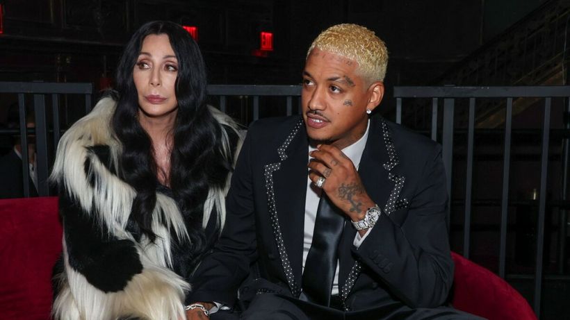 Cher i-a dat ultimatum iubitului ei cu 40 de ani mai tânăr: căsătorie sau adio