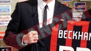 Beckham debuteaza la Milan contra lui Mutu
