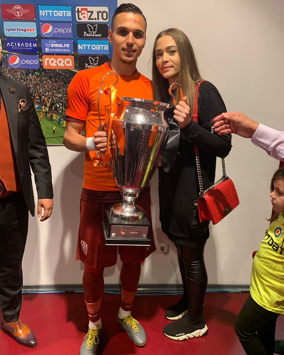 Iubita lui Cristi Manea, în tribune la meciul României U21 cu Germania. Cum arată Andreea la câteva zile după ce a fost bătută de un suporter