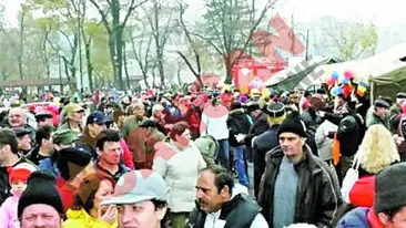 Ziua Nationala, sarbatorita in strada cu fasole si carnati