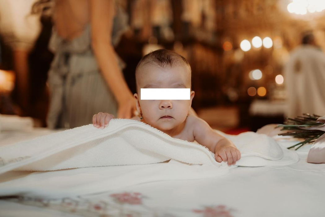 Fetița lui Emily Burghelea a fost botezată / Sursă foto: Instagram