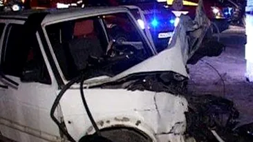 Doi tineri au murit intr-un accident de masina in Cornetu!