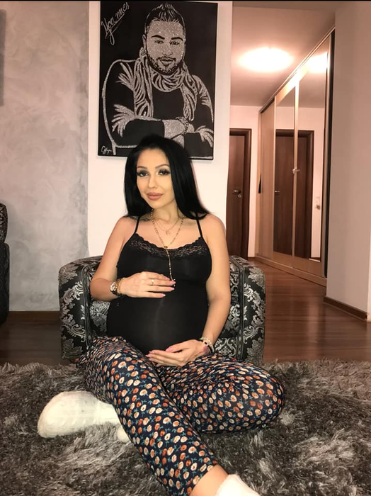 A născut! O vedetă din România a devenit mamă din nou