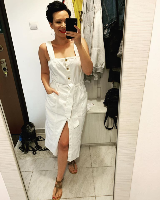 Despărțire-șoc în showbiz-ul românesc! Vedeta i-a dat papucii iubitului din cauza.. cățelului