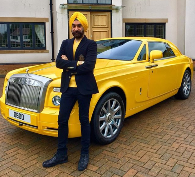 Povestea lui Reuben Singh care a făcut înconjurul lumii. A cerut un împrumut 5.000 de lire sterline de la o bancă și a garantat cu un Rolls Royce, în valoare de un sfert de milion | FOTO