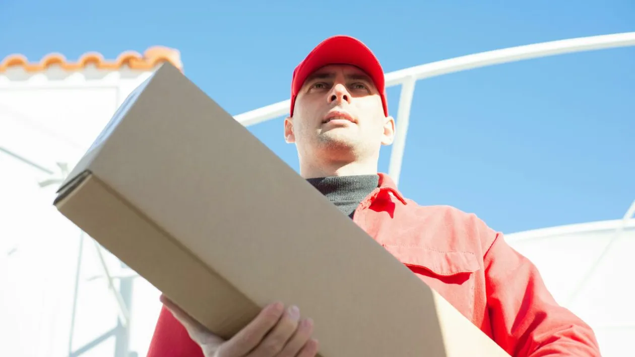 Schimbare majoră la Fan Courier. Se închid toate sediile fizice