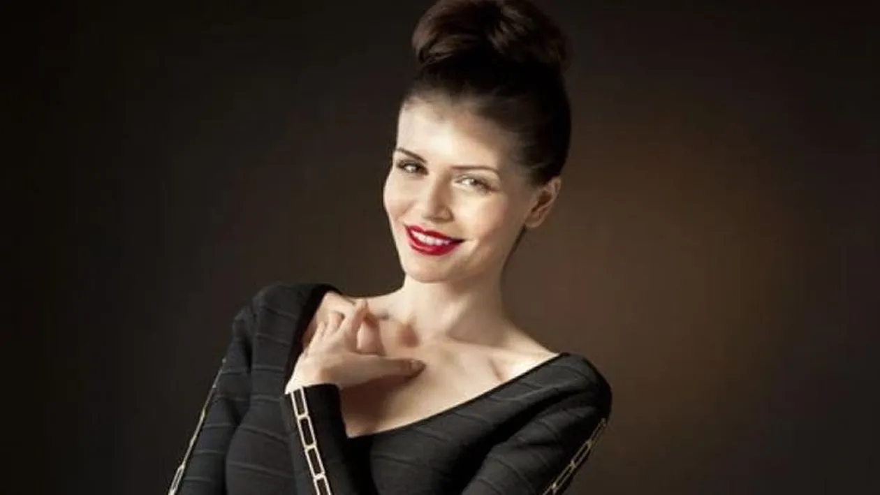 Mulţi văd, puţini pricep! Monica Gabor, dată de gol că plănuieşte căsătoria cu Mr. Pink. Detaliul care a trădat-o