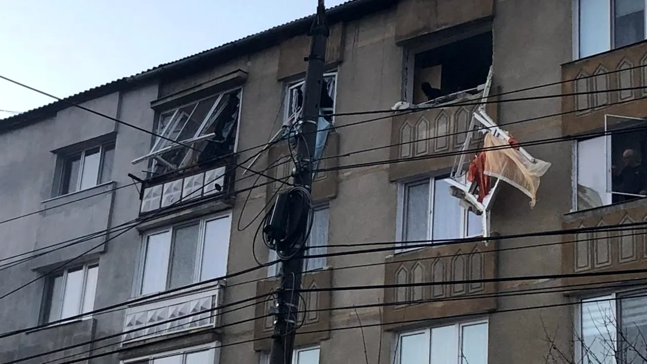 Bărbatul din Bistrița care a produs o explozie și a încercat să se sinucidă a vrut să își omoare fiica și iubita polițist: ”Adio, iubito!”