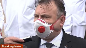 Nelu Tătaru, declarație decisivă: “Avem în lucru o Ordonanţă de Urgenţă astfel încât cazurile oligosimptomatice şi asimptomatice de COVID-19 să rămână la domiciliu”