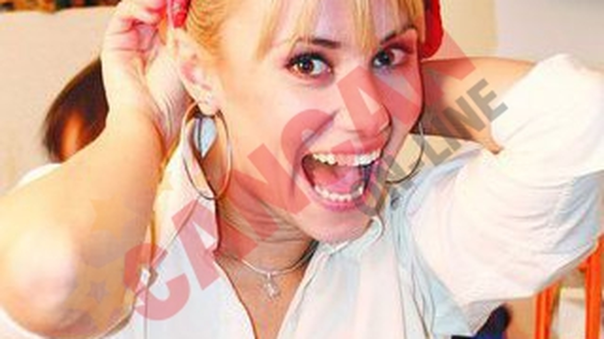 I-a anuntat ca e maritata!