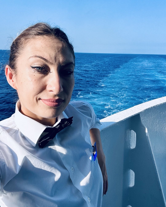 Sonia și soțul ei lucrează pe o navă de croazieră/ Sursa foto: Instagram