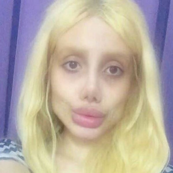Angelina Jolie a Iranului a fost arestată pentru blasfemie și instigare la violență după mai multe postări pe Instagram