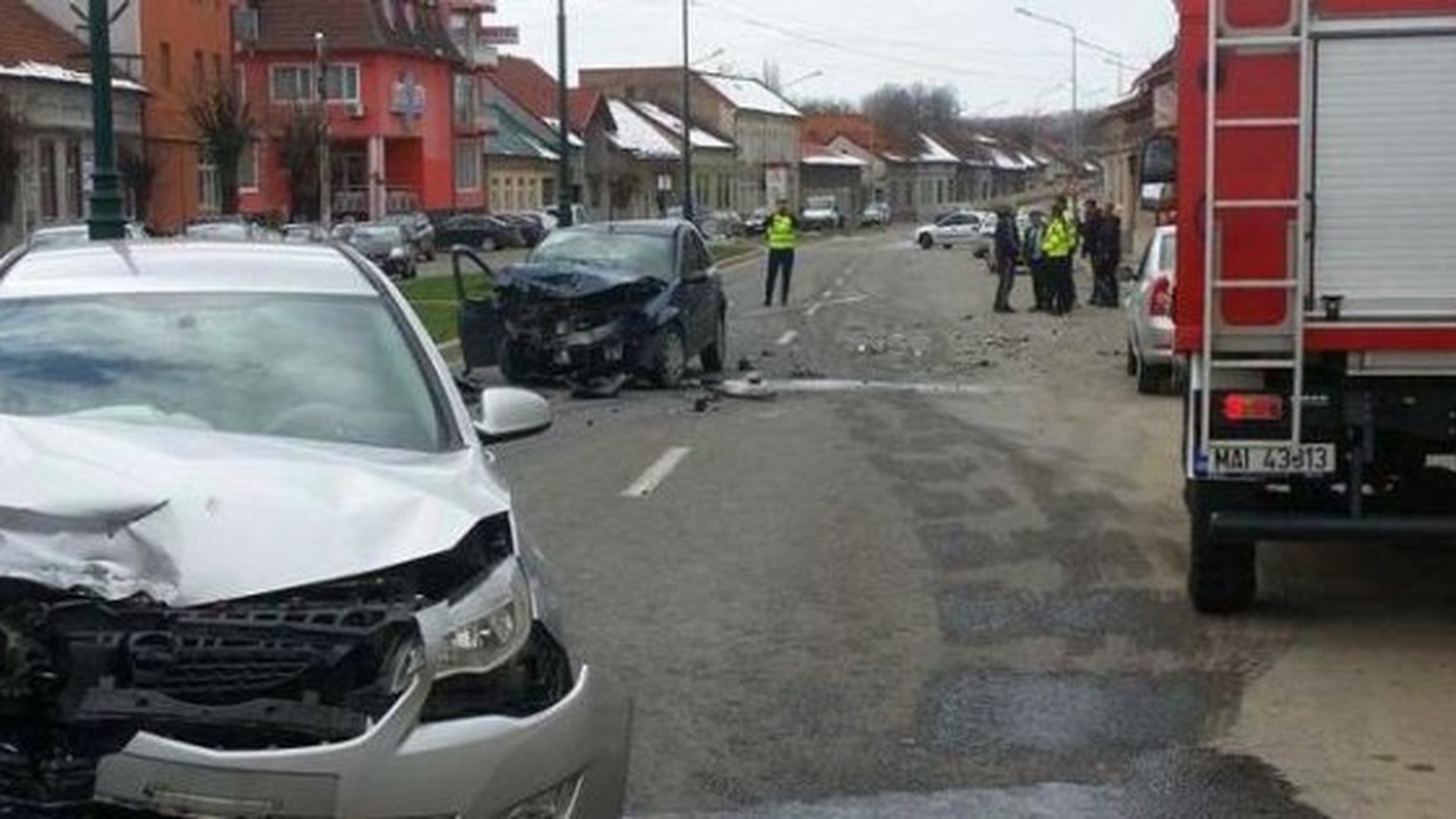 Accident grav în Caransebeș! La volanul mașinii care a intrat pe contrasens se afla un politician