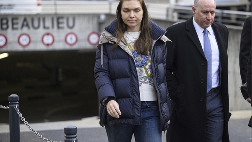 Simona Halep i-a lăsat fără cuvinte pe cei prezenți înainte să intre în sala de judecată. Cum a fost surprinsă sportiva