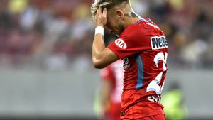 EXCLUSIV! Detalii de ultimă oră din vestiarul FCSB-ului! Am aflat cine l-a „turnat” pe Golofca la Gigi: ”I-a făcut cheie frumoasă!”
