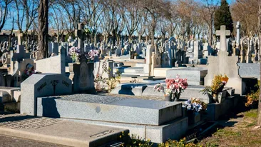 Odihna veșnică se cumpără la preț record. Cât a ajuns să coste un cavou, în capitală