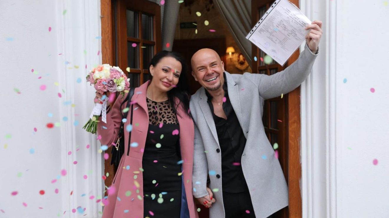 Soția lui DJ Morris a depus actele de divorț, după doar 3 săptămâni de căsnicie. Ce a făcut-o să se răzgândească?