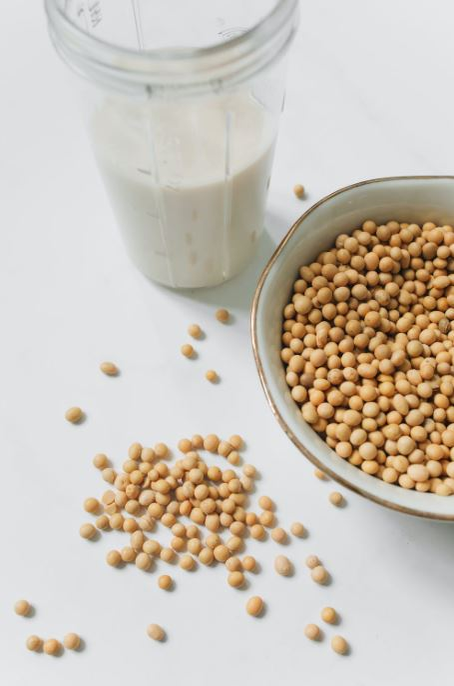Ce este piramida alimentelor şi cum ne ajută în viaţa de zi cu zi