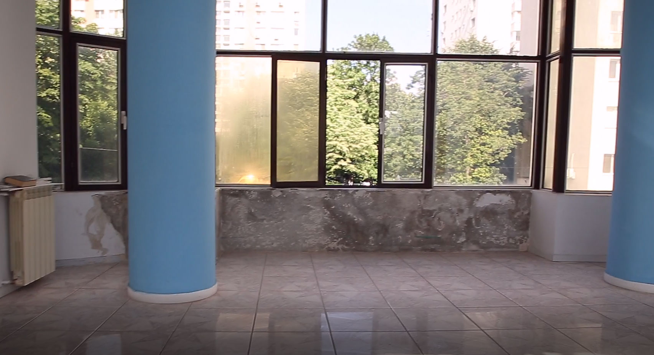 “Regele barbutului” ar fi investit 600.000 de dolari în vila din zona Titan