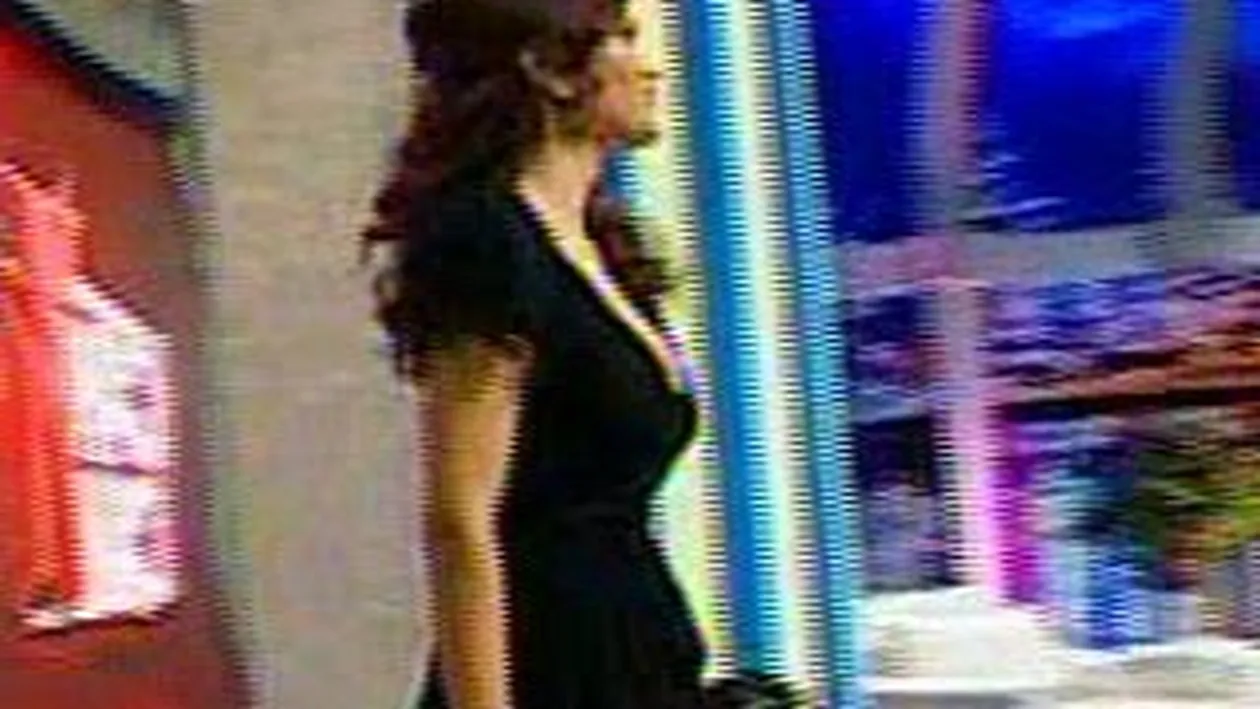 VIDEO Fabuloasa viata a Monicai Barladeanu! Afla cum traieste visul american, daca vrea sa se marite si daca va reveni in tara - Vezi ce a emotionat-o pana la lacrimi