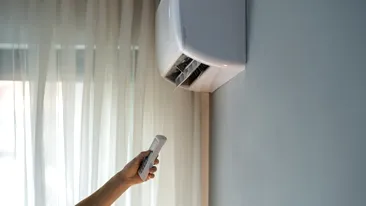 De ce nu trebuie să te încălzești cu aerul condiționat. Ce se întâmplă în camera în care îl folosești
