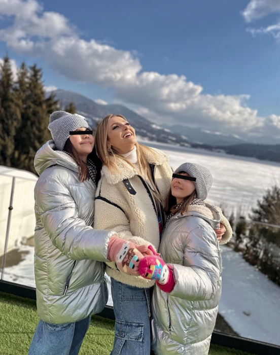 Alina Sorescu a plecat în vacanță alături de fiicele ei. Foto: Instagram / Alina Sorescu