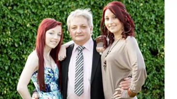 O britanica de 16 ani este antreprenor la o firma de pompe funebre