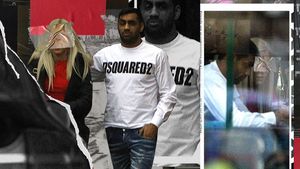 Divorțatul Bănel Nicoliță revine "în joc". Cum l-am filmat pe fostul fotbalist în compania unei blonde
