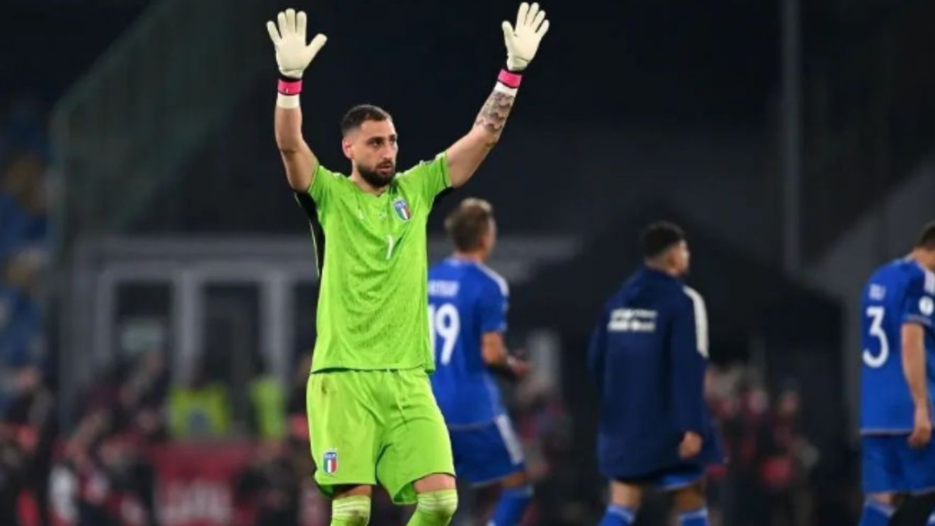 Gianluigi Donnarumma și logodnica sa, legați și agresați în propria casă, joi noapte. Portarul lui PSG a rămas și  fără 500.000 de euro