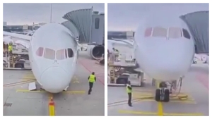 Incident grav pe aeroportul din Frankfurt. Mai mulți răniți după ce trenul de aterizare al unui Boeing 787 s-a rupt