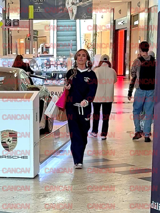 Nu a zăbovit prea mult in mall