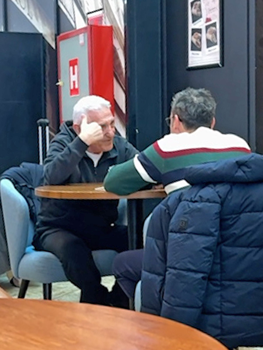 Pare că au avut loc discuții importante la masă