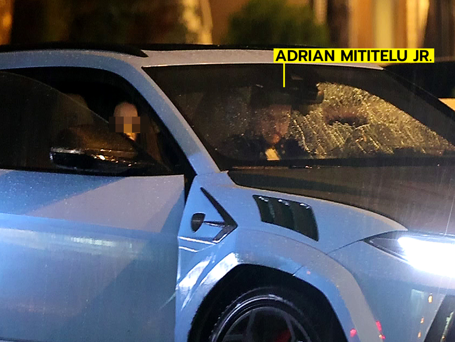 Adrian Mititelu Jr., alături de brunetă în superbul Lamborghini Urus (SURSA FOTO: CANCAN.RO)