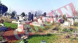 Parcuri peste morminte