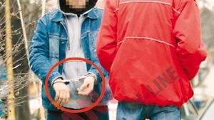 I-au ajutat pe "evadati"!