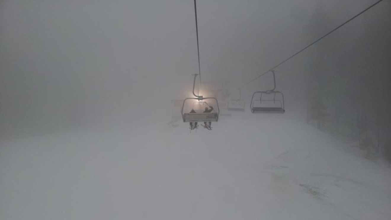 Cât plătește o familie cu doi copii pentru un weekend la Poiana Brașov! Prețurile sunt calculate cu skipass-uri