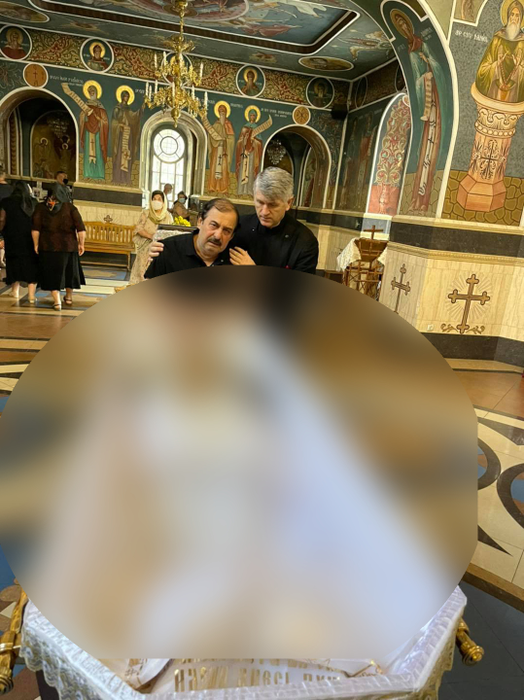 Cristian Pomohaci la înmormântarea soției lui Nicolae Botgros