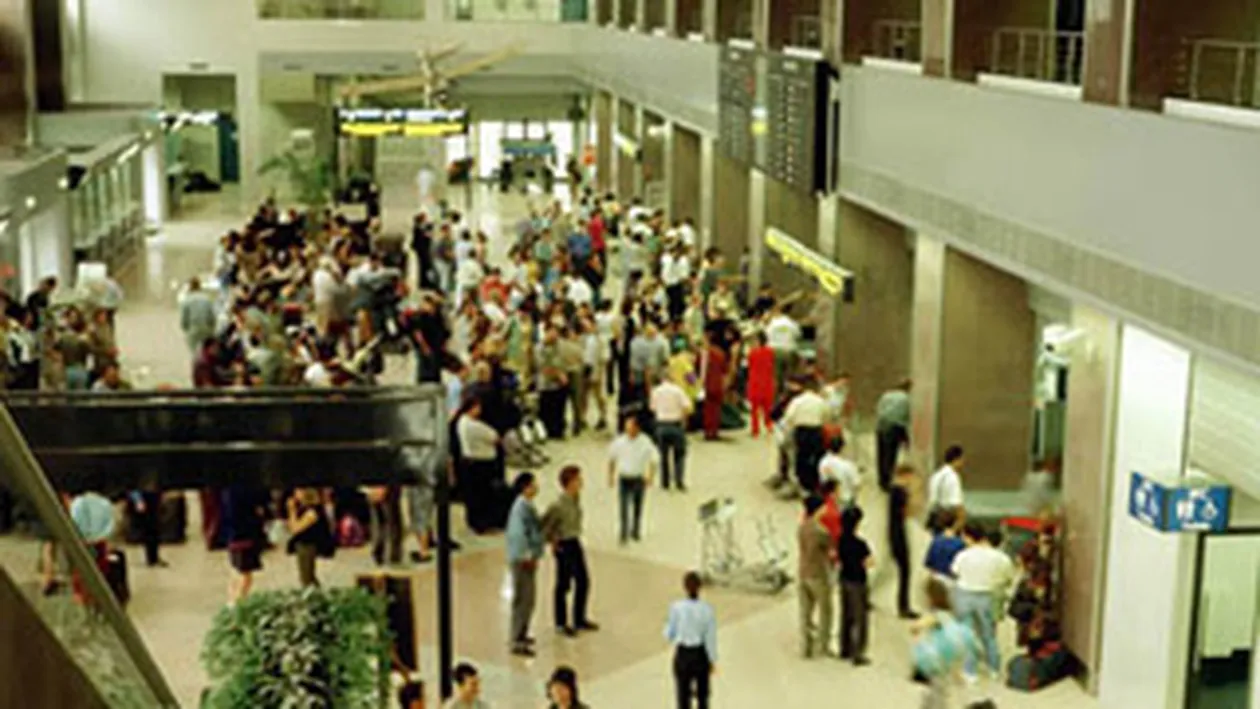 Un cetatean rus prins cu 57.000 de euro pe aeroportul Otopeni! A ramas fara bani pentru ca nu i-a declarat