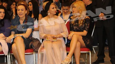 De la fata de cartier, in blugi si cu par nearanjat, la doamna in rochie vaporoasa! Uite cum a evoluat Lora de-a lungul anilor!