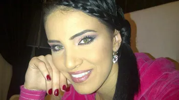 Doar pe oamenii strazii ii mai vezi mancand asa! Detaliul INCREDIBIL de pe masa Adelinei Pestritu!