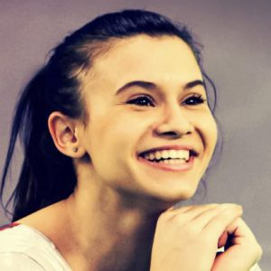 Pictorial incendiar! Diana Bulimar, fosta gimnastă, topless pe Instagram