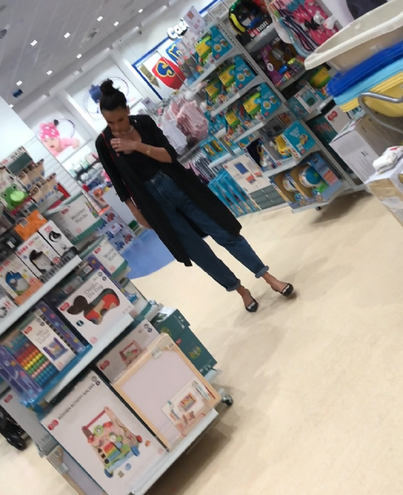 Anca Serea a mers să își facă cumpărăturile într-un magazin din mall